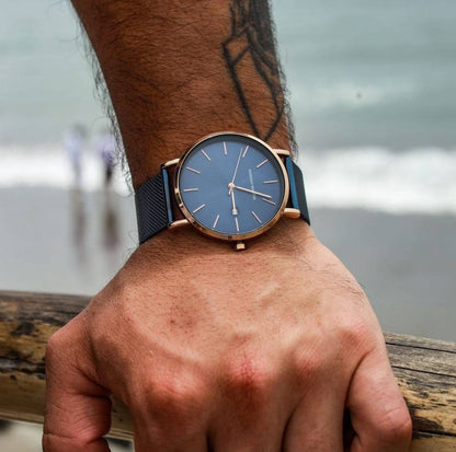 𝗥𝗘𝗟𝗢𝗝 𝗛𝗔𝗡𝗡𝗔𝗛 𝗠𝗔𝗥𝗧𝗜𝗡 𝗕𝗟𝗨𝗘 𝗔𝗡𝗗 𝗚𝗢𝗟𝗗